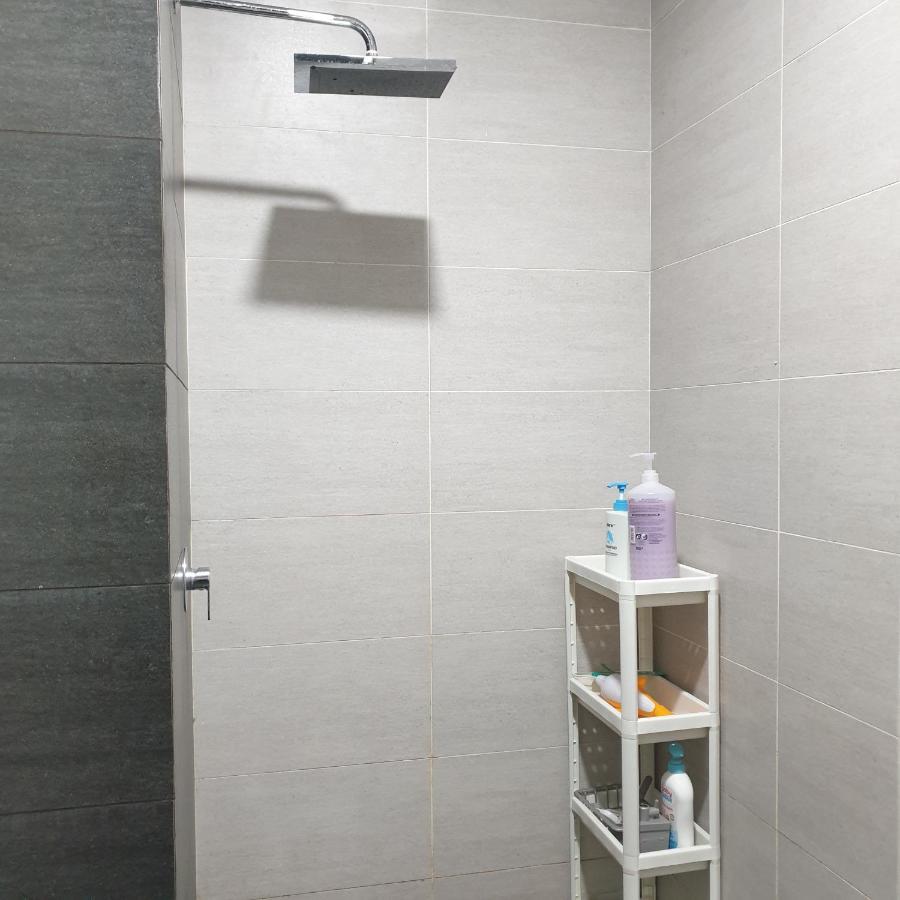 Nice Stay In Heart Of Kota Bharu@Troika,Free Wifi. Bagian luar foto